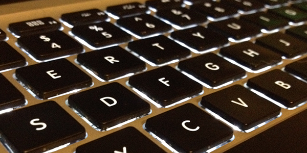 Image of a illuminated keyboard.